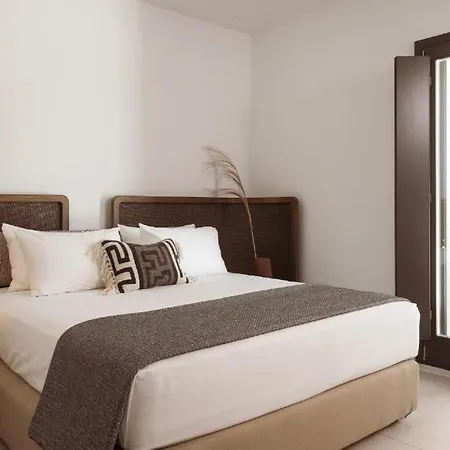 Diakoftis - What'app - 0049-1551-0648-086 -reservations! * Mykonos Town
